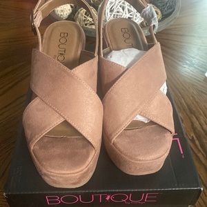 Boutique by Corkys “Lennox” Wedge NIB